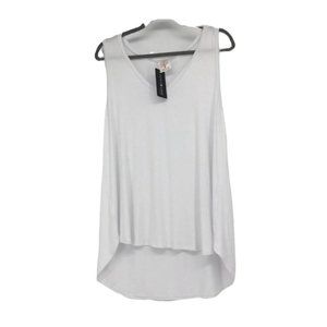 Silver Icing NWT flowy solid white tank top M